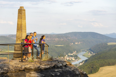 Blick vom Lilienstein nach Bad Schandau